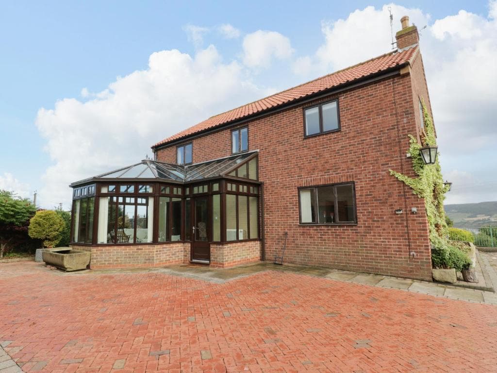 Heather House Image 4