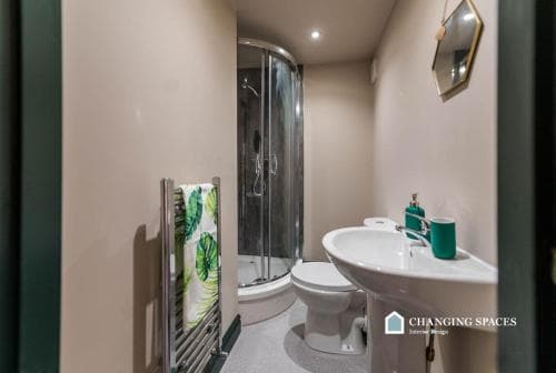 magnificent 6 bedroom guesthouse Image 3