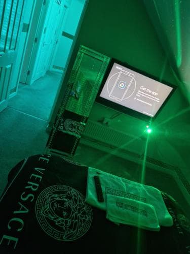 Affordable Versace Designer Full Apartment Image 3