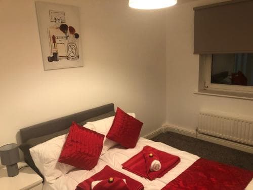 Clarendon Samara En suites luxury Apartments Image 3