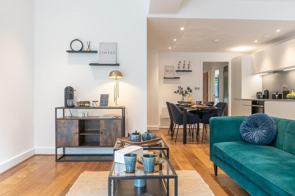 Springfield Four Image 4