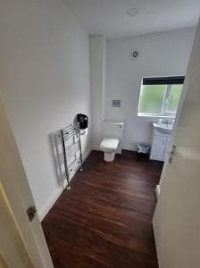 City Apartments Charles Street Image 2