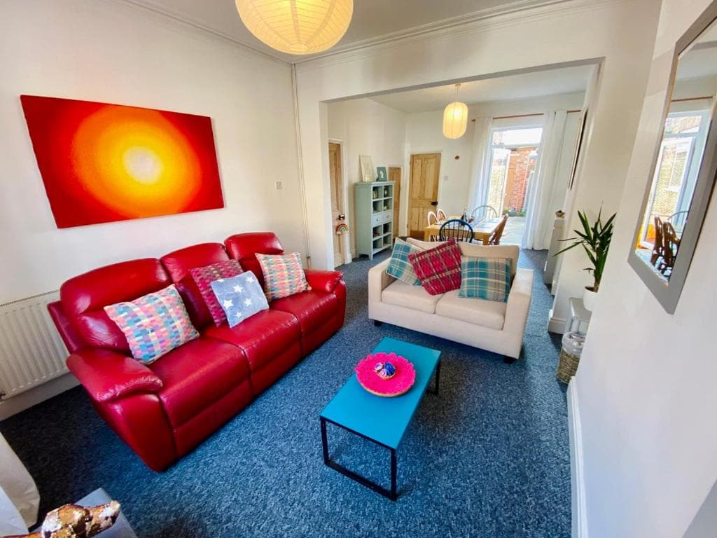 Spacious Victorian family Town House, sleeps 6, near York Centre Image 1