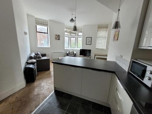 KES Apartment 2 Image 6