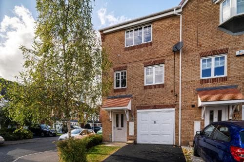 Contractor*Leisure*King Bed*Free Parking Image 3