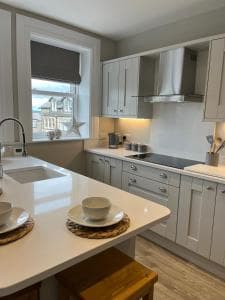 Kings Apartment, 83 Kings Road Image 2