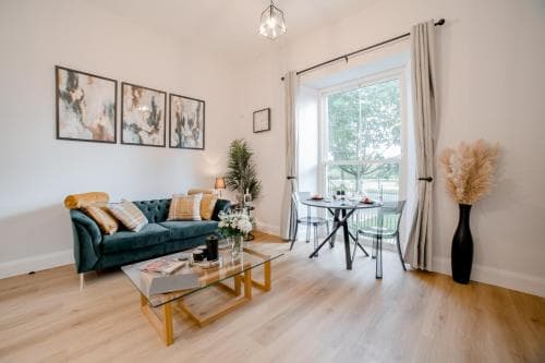 York Place One Image 3