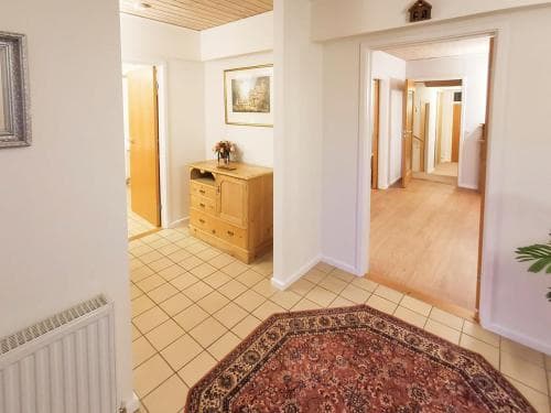 Paddock House Image 2