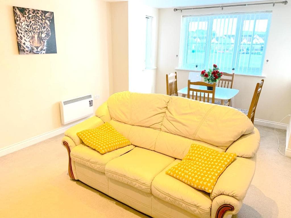 Reeves Apartment Image 3