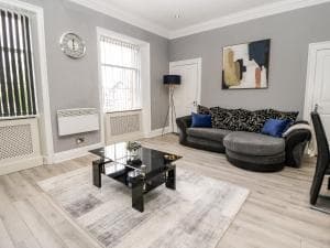 11, St John's North Apartments Image 2