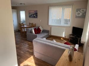 Ivy Cabin with Hot Tub Image 2