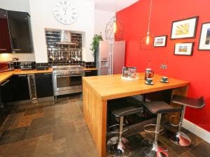 Olive Tree Cottage Image 2