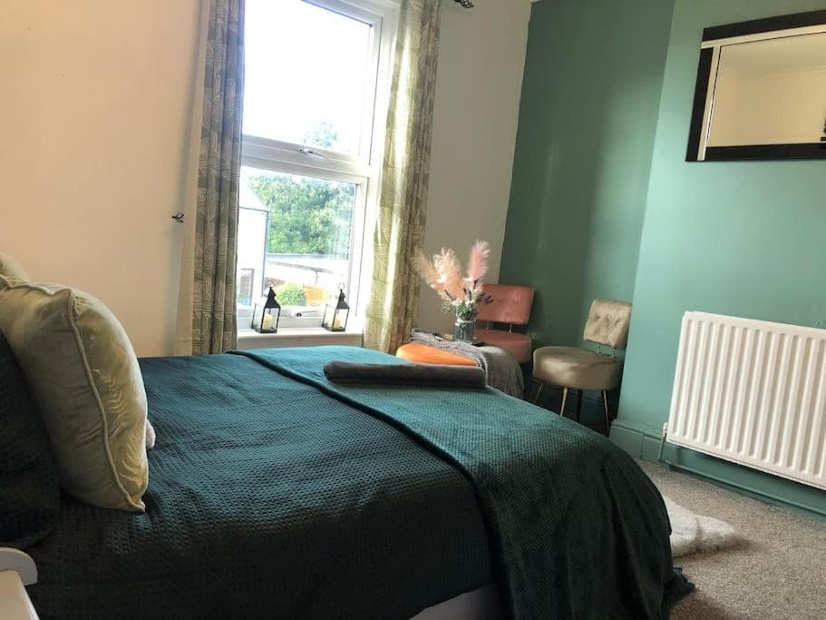 Golden Woodhouse 2 bedroomed Image 2