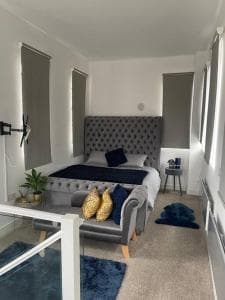 2 Bedroom Luxury Penthouse Apartment Image 1