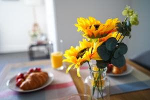 2 bedroom flat perfect for business or contractors Image 2