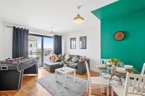 Beautiful 2 Bed in Central Sheffield - Parking Image 3