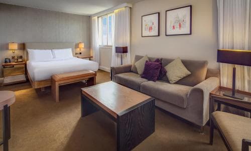 Hilton Leeds City Image 3