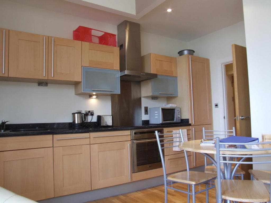 Easby Hall 9 Image 1