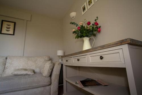 Warren House Image 3