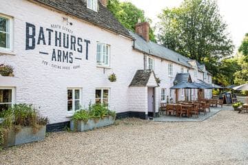 Accommodation at Bathurst Arms in cotswold airport