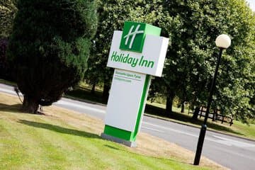 Accommodation at Holiday Inn Newcastle - Gosforth Park by IHG in newcastle international airport
