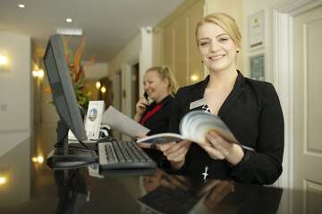 Accommodation at Park Central Hotel in bournemouth airport