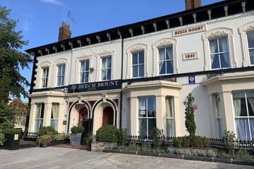 Accommodation at Beech Mount Hotel - Free Parking in liverpool john lennon airport