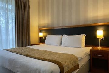 Accommodation at Brook Mollington Banastre Hotel and Spa in hawarden airport