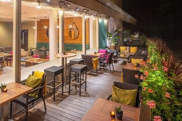 Accommodation at Hilton Garden Inn Bristol City Centre in bristol filton airport