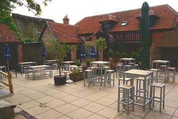 Accommodation at The Selsey Arms in chichestergoodwood airport