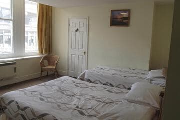 Accommodation at ML Lodge in cardiff airport