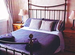 Accommodation at Dunvegan House Guest House in glasgow prestwick airport