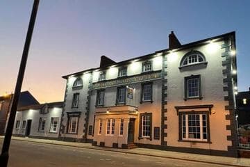 Accommodation at The Lord Nelson Hotel in haverfordwest airport