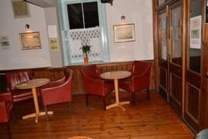 Accommodation at The Swan Hotel in lympne airport