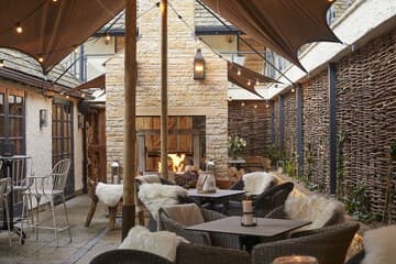 Accommodation at Wild Thyme & Honey in cotswold airport