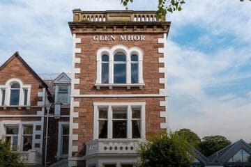 Accommodation at The Glen Mhor Apartments in inverness airport