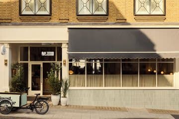 Accommodation at No.42 by GuestHouse Margate in manston airport