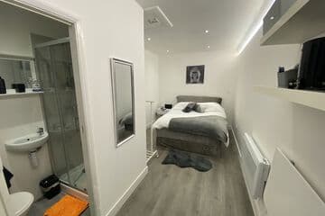 Accommodation at Beautiful 1-bed Studio in Uxbridge London in raf northolt