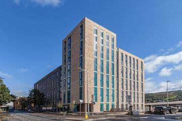 Accommodation at For Students Only - Ty Nant in Swansea in swansea airport