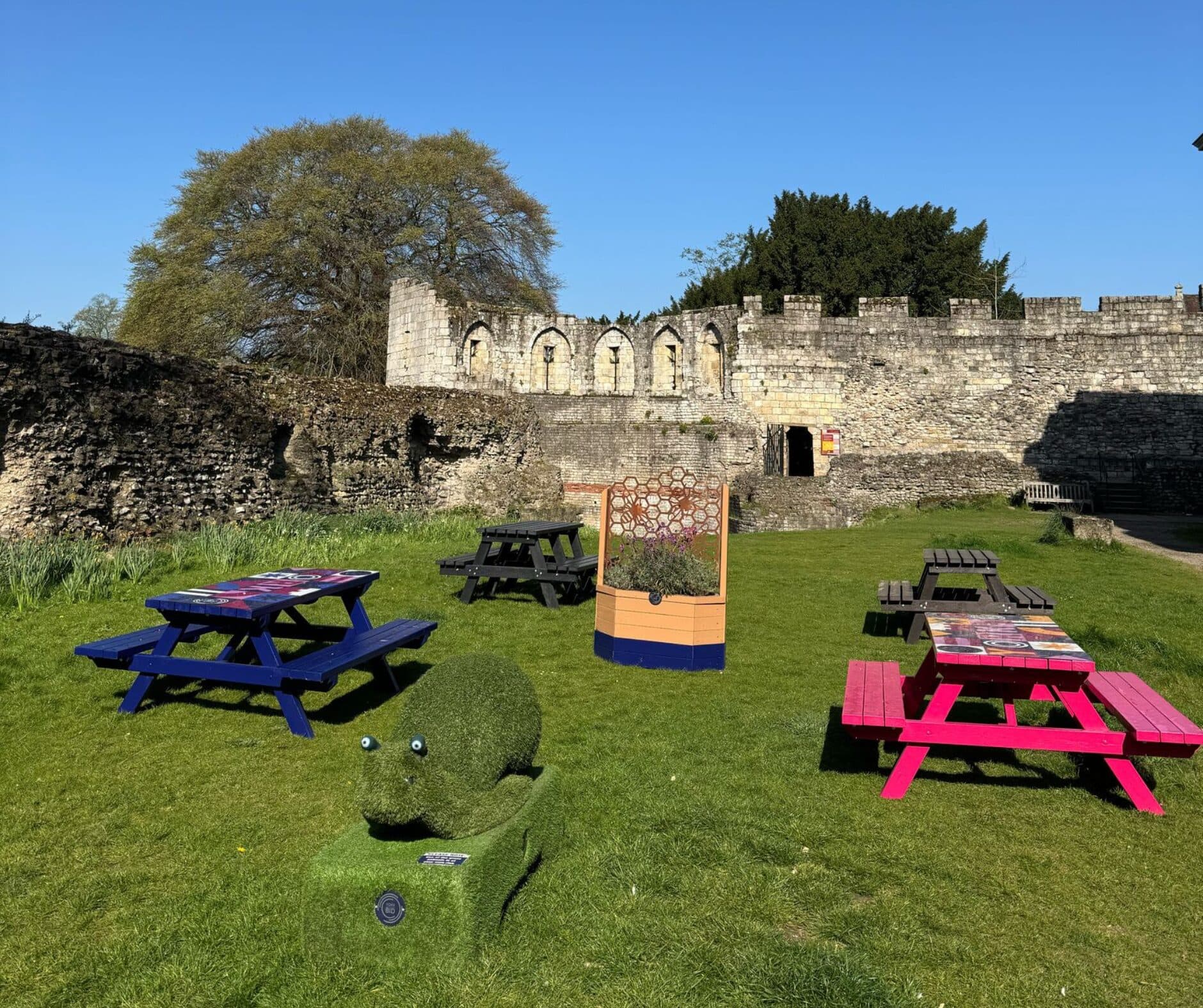 Summer seating in York Museum Gardens