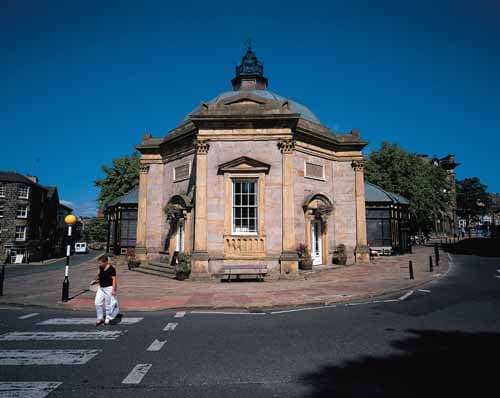 Harrogate Tourist Information Centre - Visitor Centres in harrogate