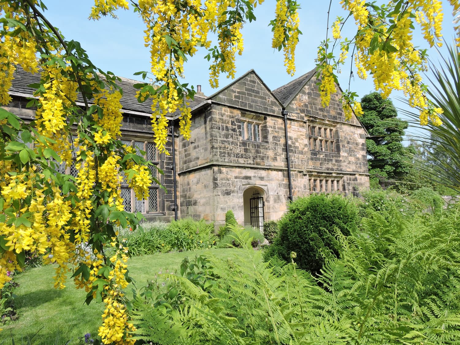 Oakwell Hall and Country Park - Historic Site in batley