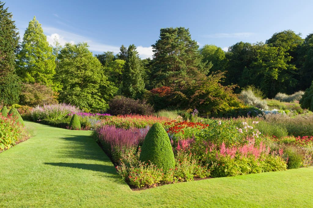 RHS Garden Harlow Carr: A Visitor's Guide to Yorkshire's Horticultural Jewel - Garden in harrogate