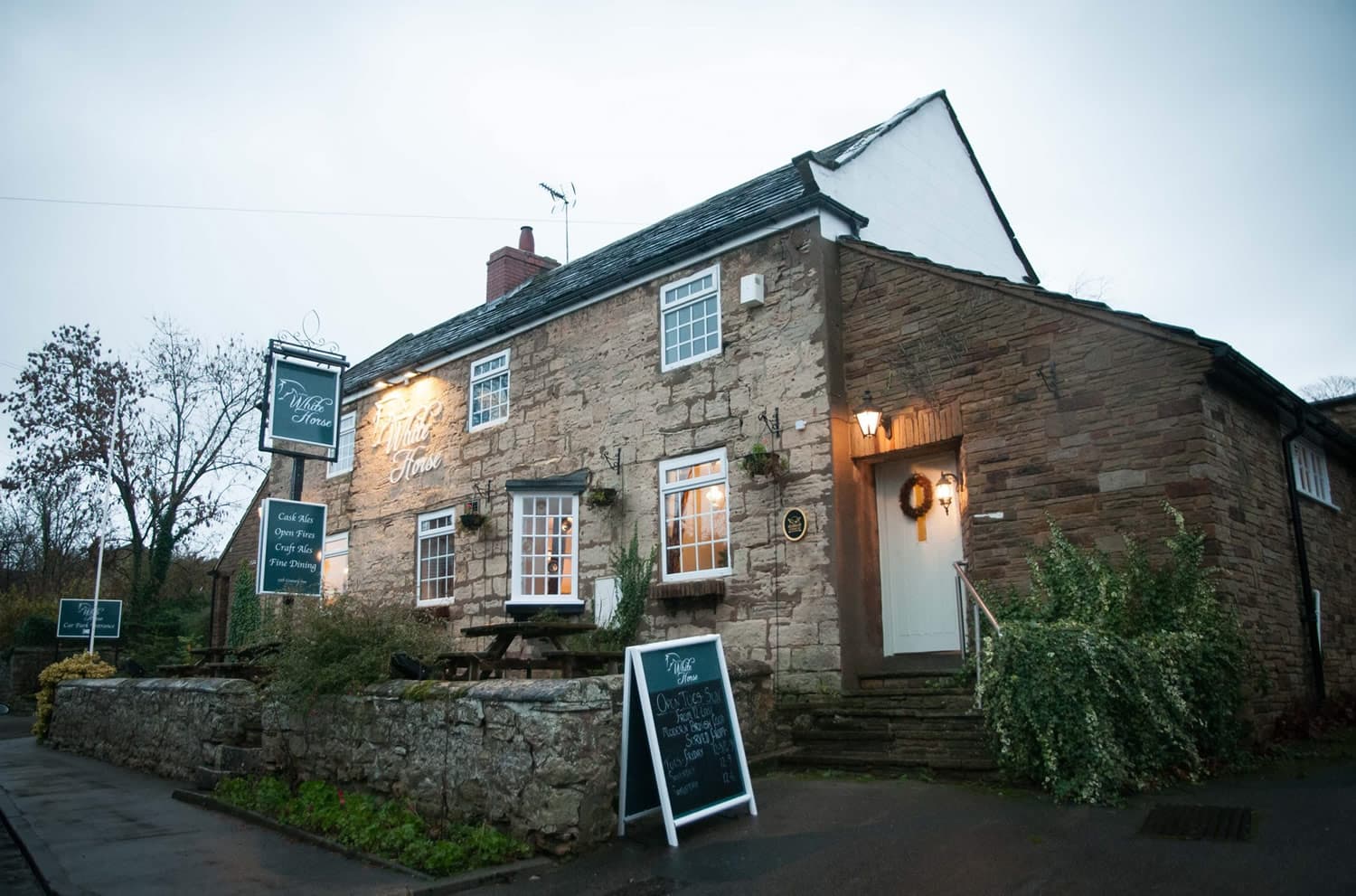 Pub White Horse, Ledston in ledston