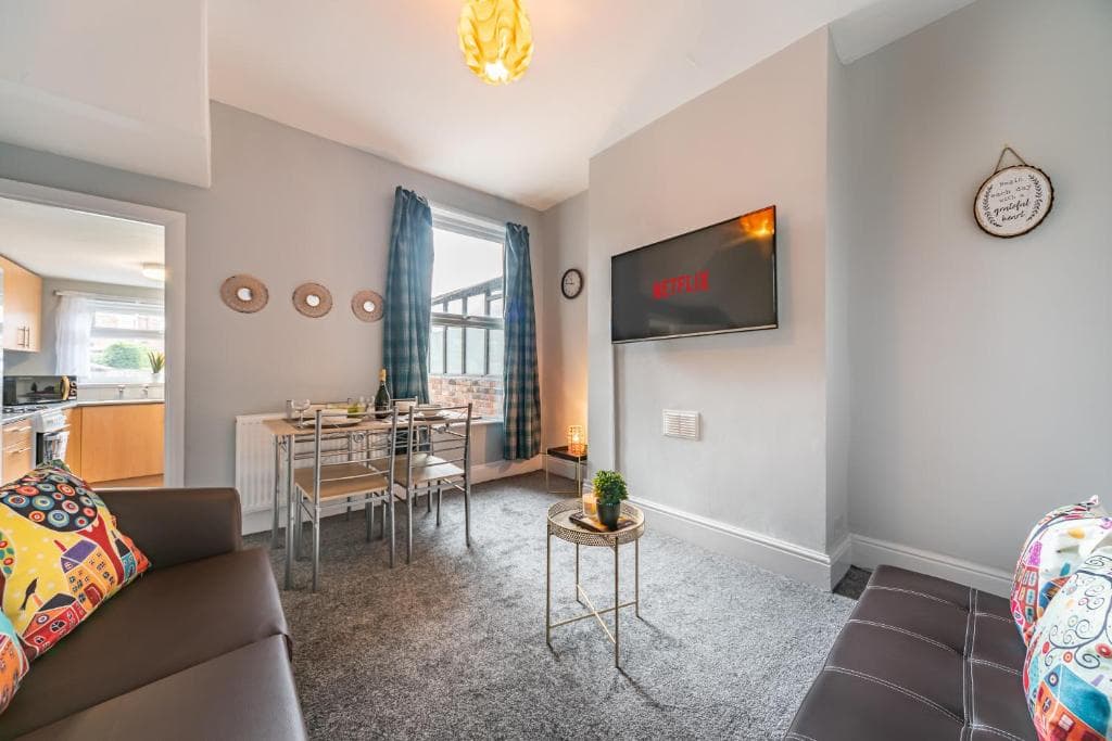 Accommodation at Serene Glam Lodge By Jesouth in hull