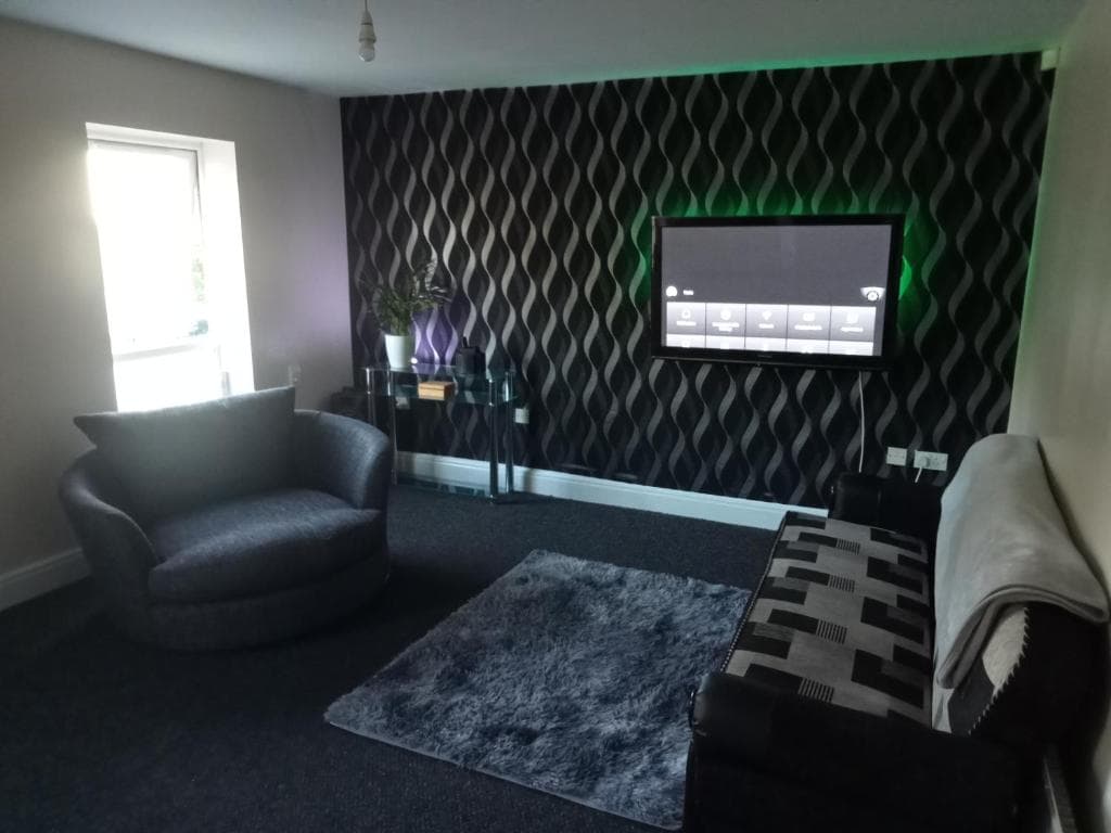 Accommodation at Great value 2 bedroom Appartment - Spacious in dudley hill