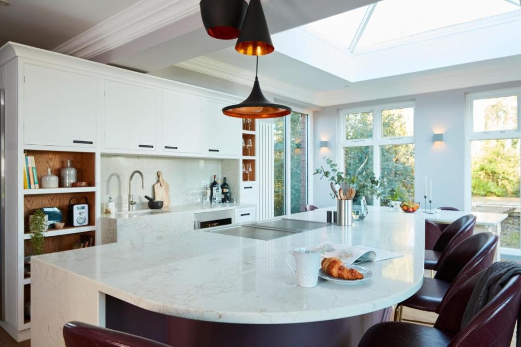 Accommodation at Spacious 4 bed family cottage in parkland setting in melbourne