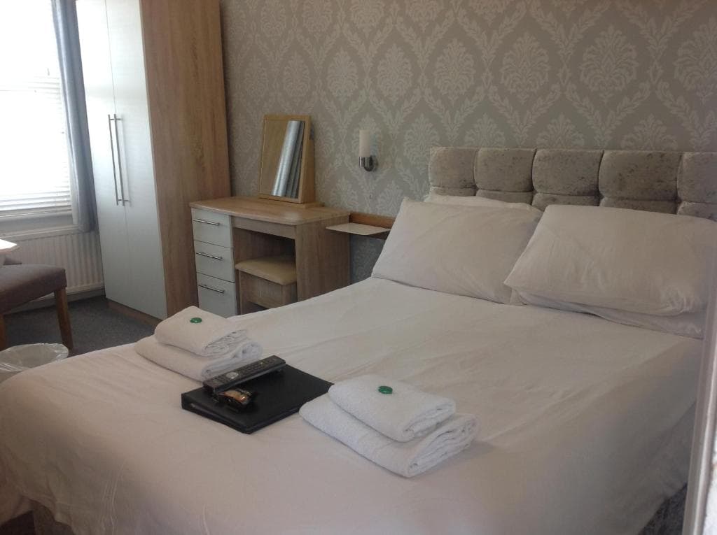 Accommodation at Grosvenor Hotel in robin hoods bay