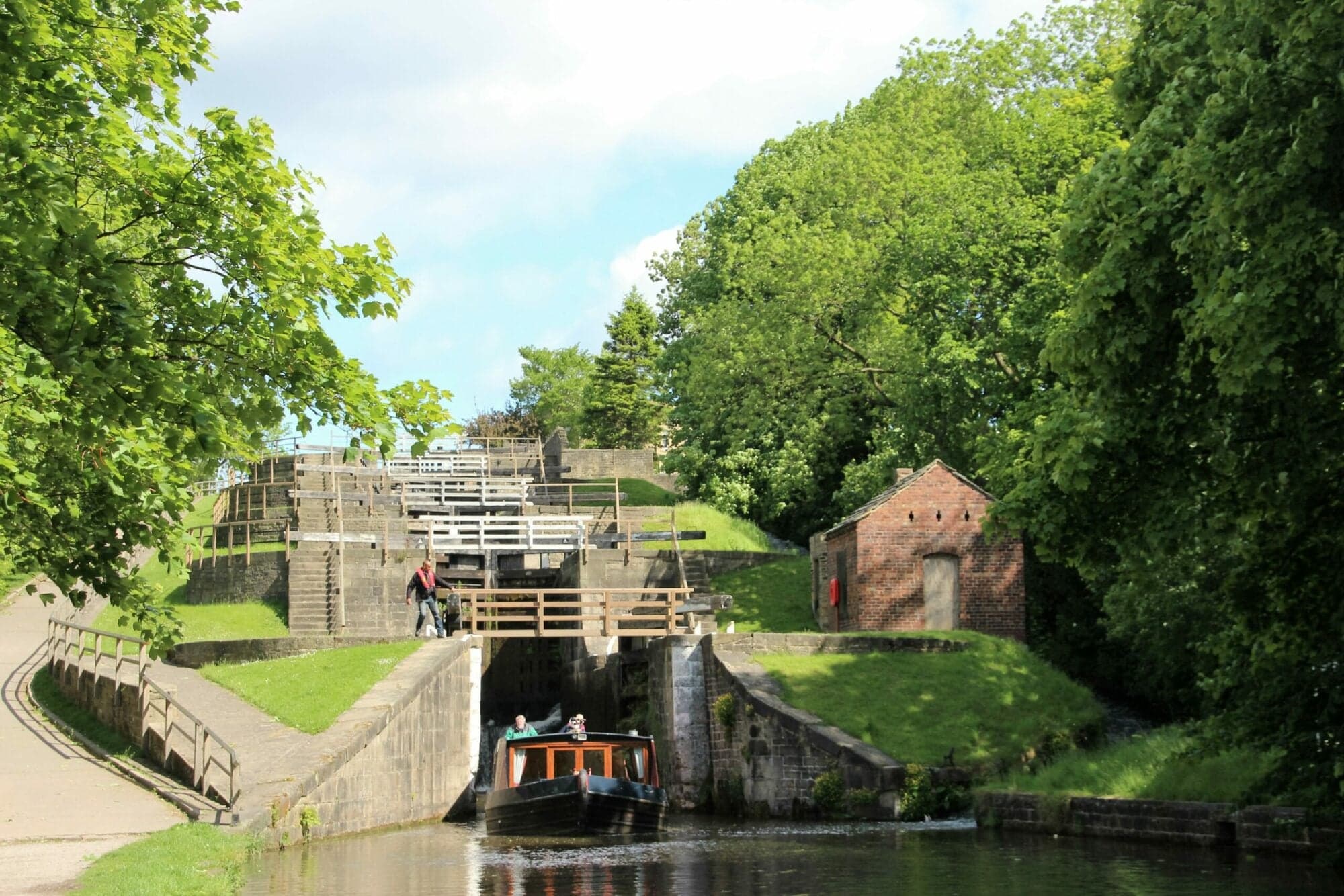 Anglo Welsh Canal Boat Holidays - Boat in silsden