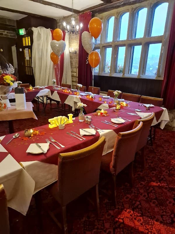 Food & drink at Baildon Hall Club in baildon